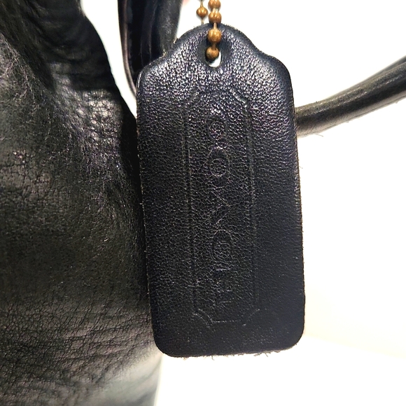 Vintage Coach Slim Black Leather Duffle Tote Shoulder Bag 9060 - Picture 4 of 16
